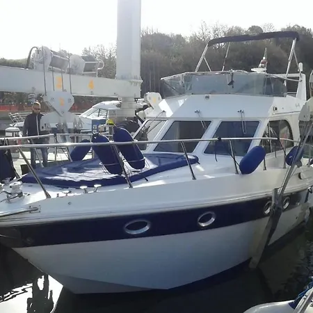 Charter Boat And Breakfast Sanremo