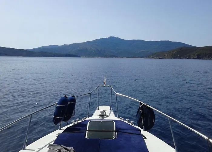 Charter Boat And Breakfast San Remo