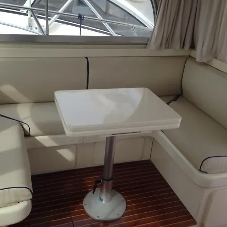 Charter Boat And Breakfast Bådhotel Sanremo